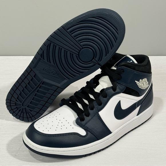 Nike Air Jordan 1 Mid Armory Navy. Men's Sneakers 11.5M. BRAND NEW 💯 Authentic - Picture 5 of 10